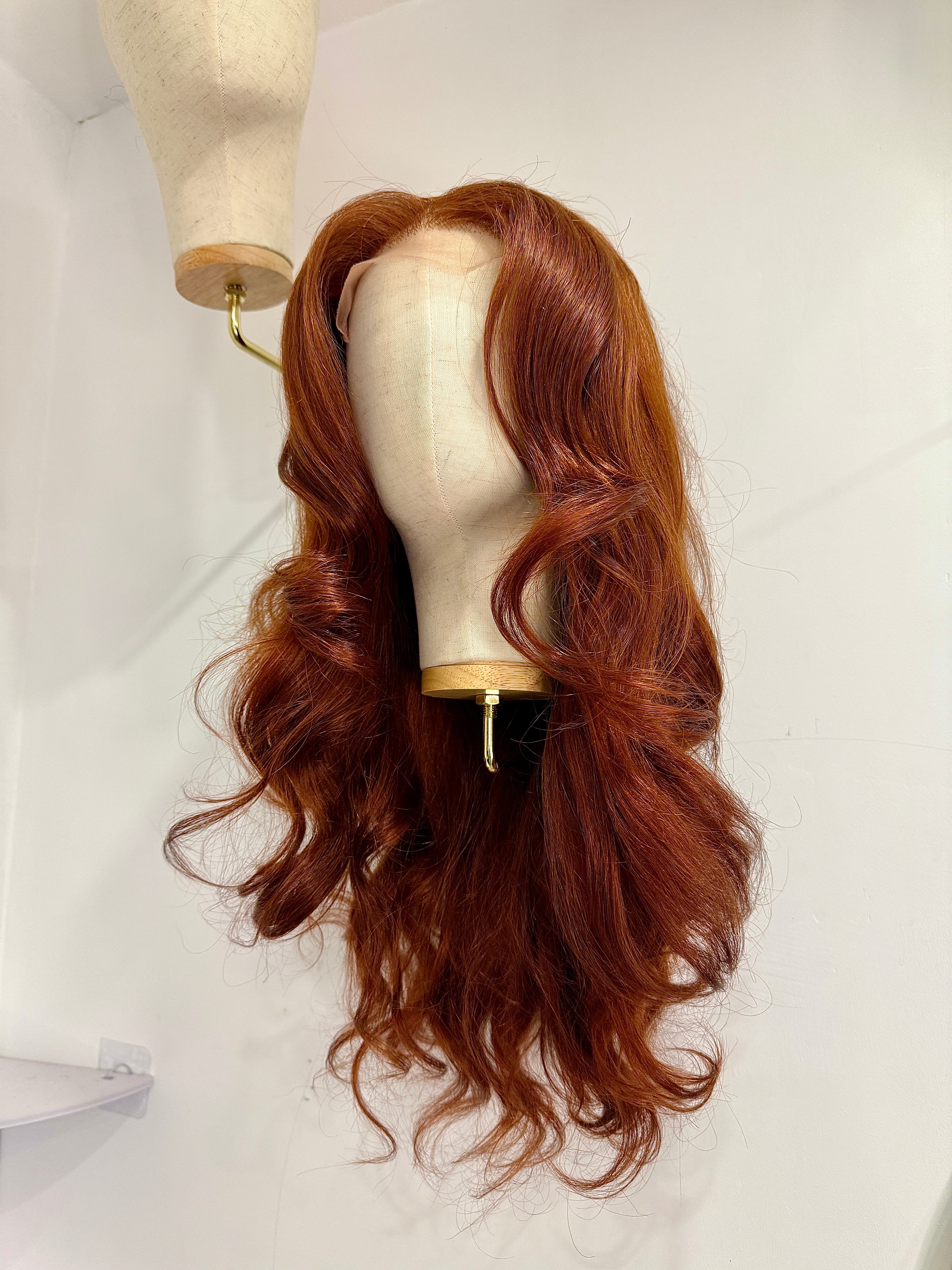 Perruque Bombshell Curls Couleur 33 | Majogra Beauty