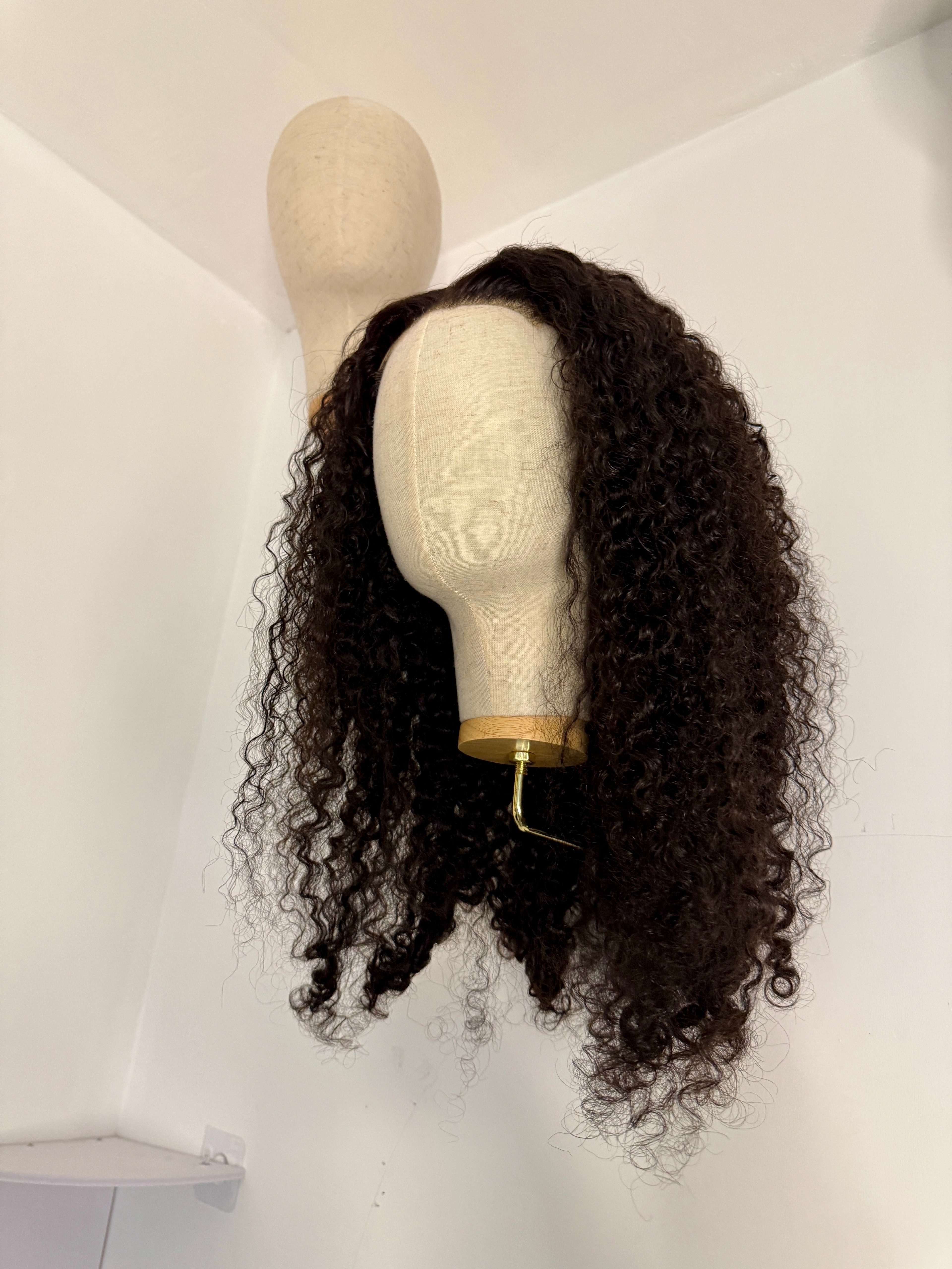 Perruque Burmese Curly Noir Naturel | Majogra Beauty