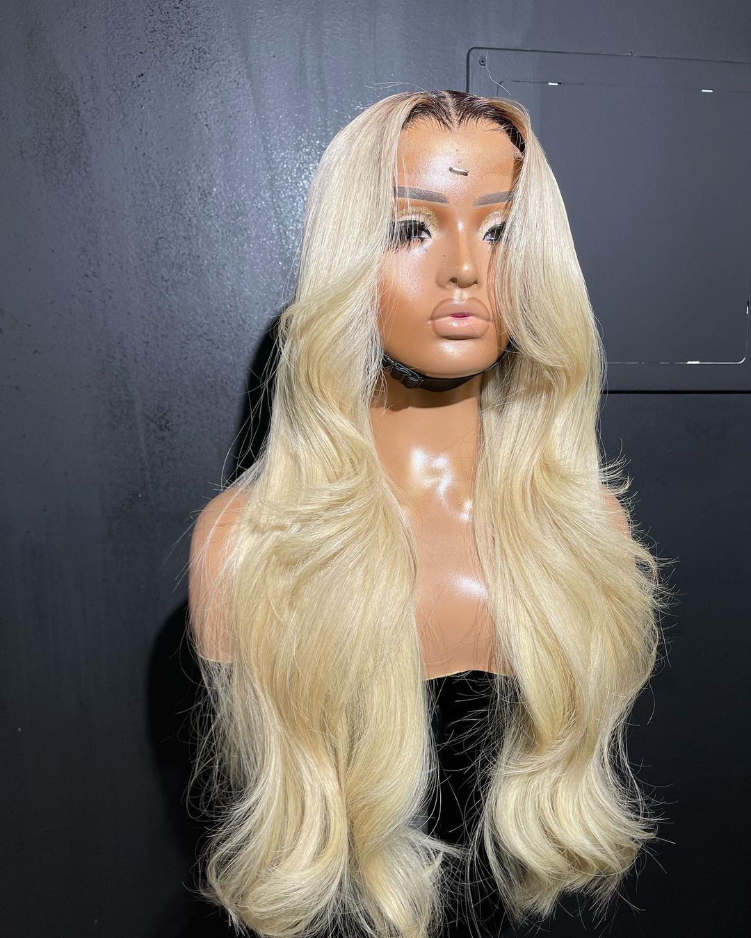 Perruque Bodywave Racine Sombre Blond