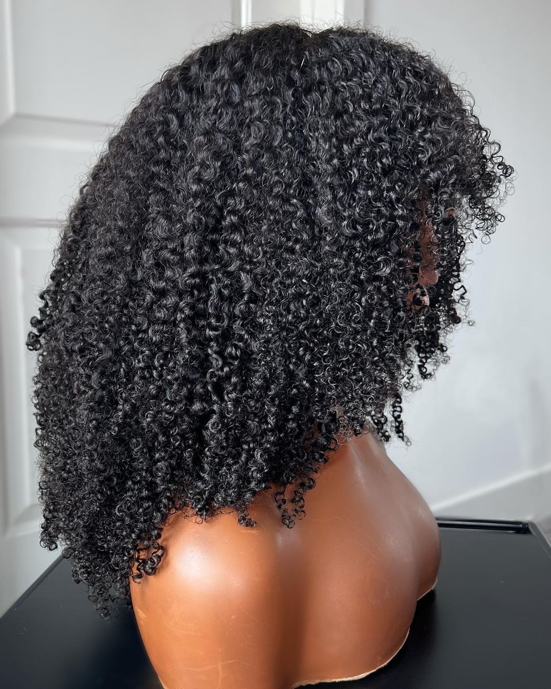 Perruque Kinky Curly Noire