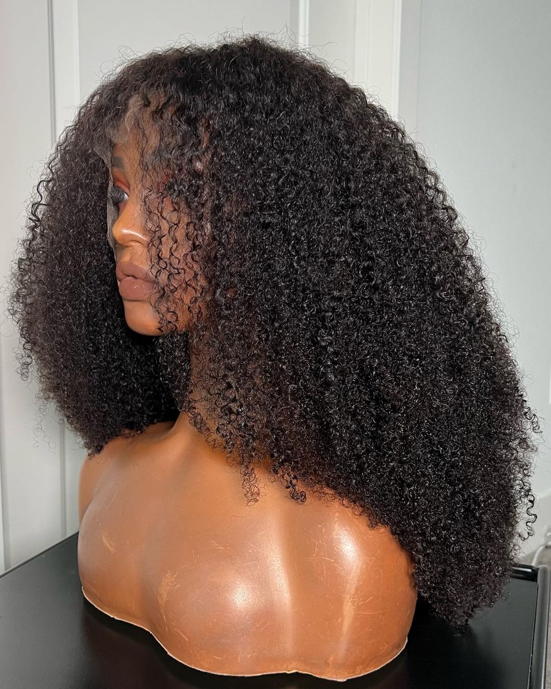 Perruque Kinky Curly Noire